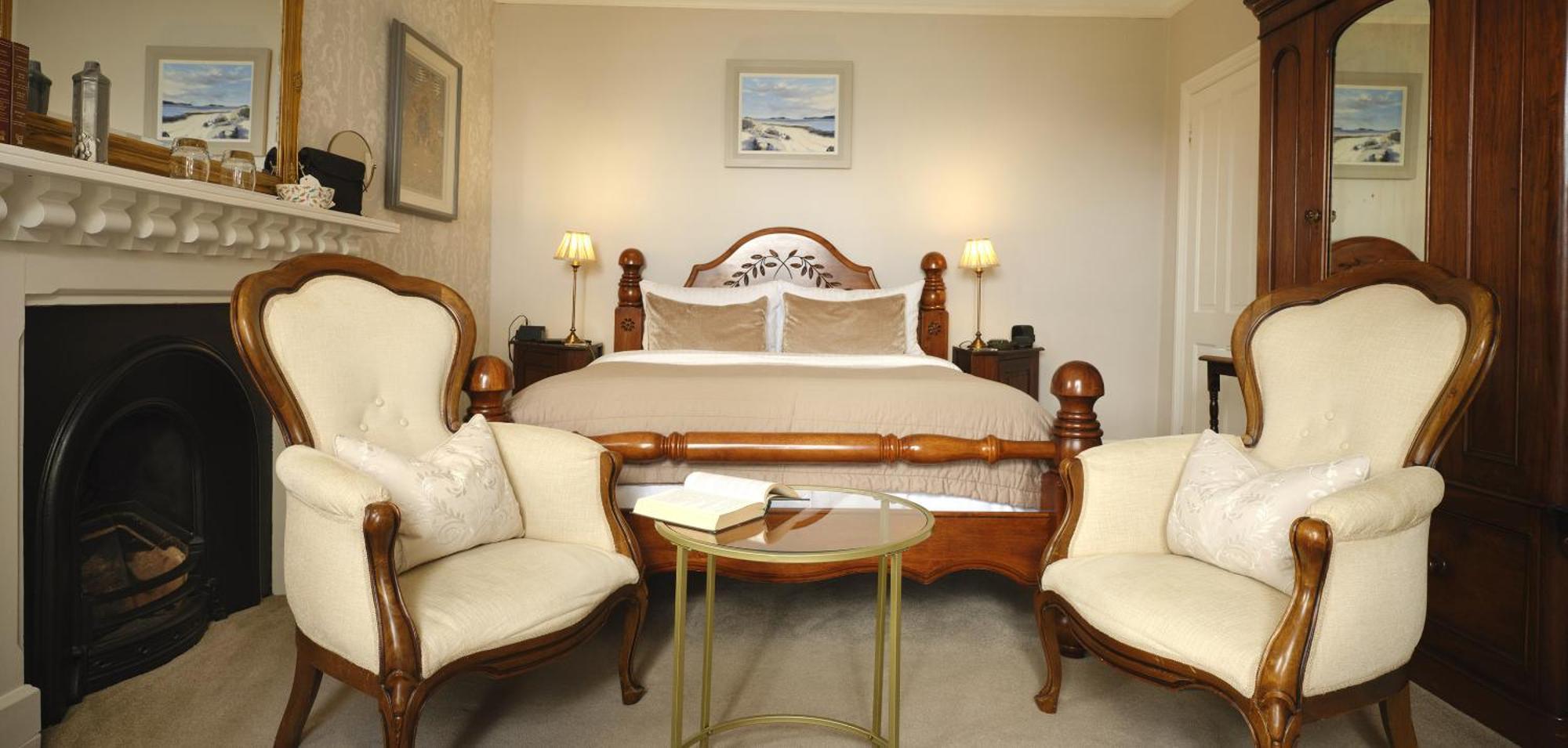Highcliffe House Bed & Breakfast ลินตัน ภายนอก รูปภาพ